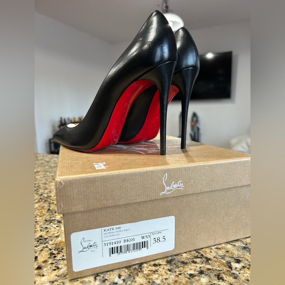 Christian Louboutin Kate 100 Leather Pumps 38.5
